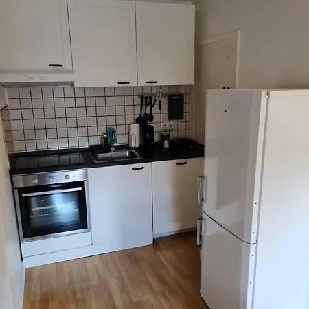 Delight: Prime Location Near Iconic Landmarks * Dusseldorf